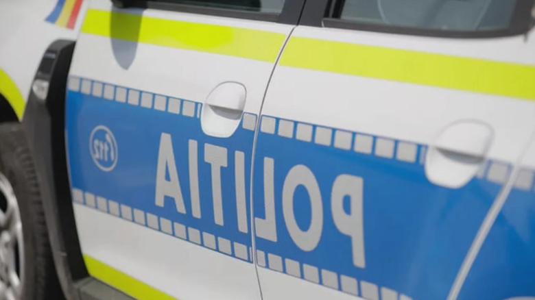autospeciala a politiei implicata intr un accident in curtea spitalului din gaesti un copil de trei ani a fost ranit 68b865ef79b4e