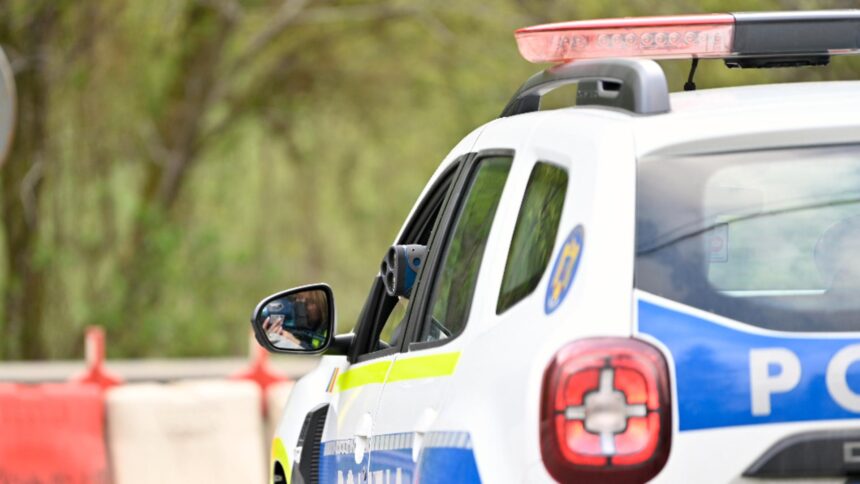 blocaj pe dn 39 un protestatar urcat pe podul din agigea a oprit circulatia anuntul politiei 68be6c8c501ec