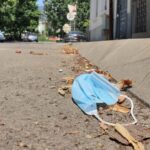 caz din vremea covid doi scandalagii care au agresat o vanzatoare si un politist au fost pusi la punct de judecatori 68db257633519