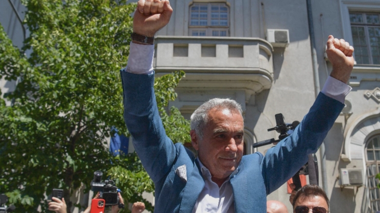 cerere pentru schimbarea judecatorilor in cazul lui calin georgescu ce argumente au avocatii liderului suveranist surse 68b55ba0e753e