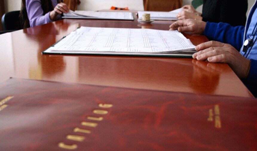 constanta un elev de 15 ani a lovit o profesoara dupa ce s au certat 68c832174389f