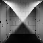 control la o scoala de elita din romania dupa un incident grav doi elevi de 13 ani au facut amor in toaleta institutiei si le au trimis imagini colegilor 68d1702b98011