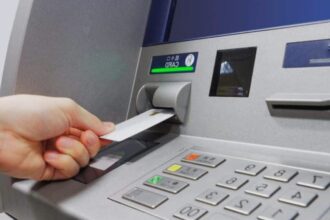 cum a reusit un barbat sa recupereze 7 500 de lei uitati in bancomat in tulcea 68b731ef64fac