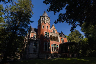 cutreierand prin cucuietii din deal 68c8e8e9b0f93