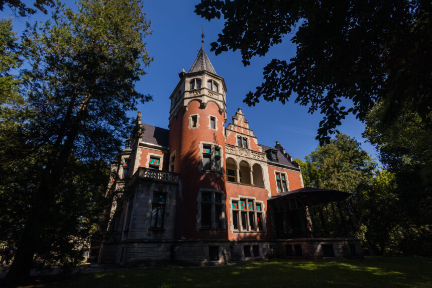 cutreierand prin cucuietii din deal 68c8e8e9b0f93