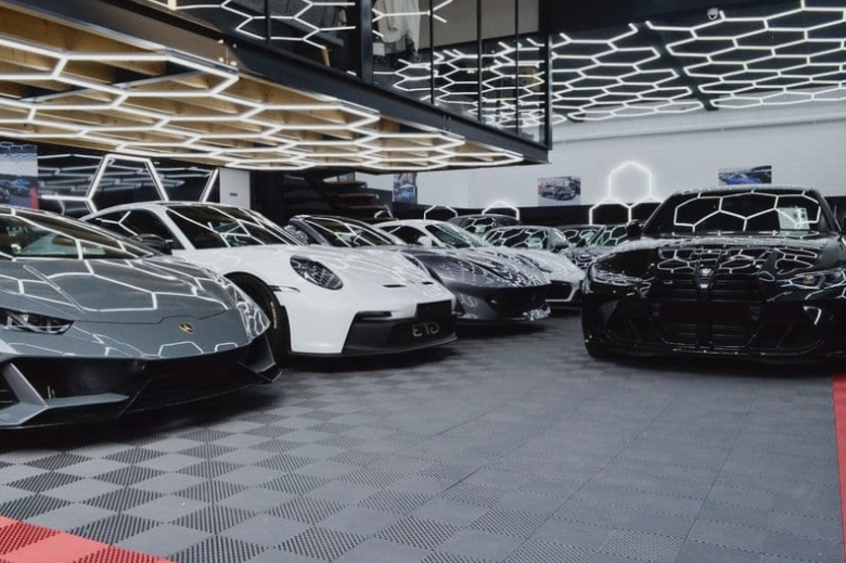 dna a retinut 5 persoane in dosarul de evaziune cu masini de lux sh vandute fara tva inspector al finantelor publice iasi sub control judiciar 68b9c06c5f0ae