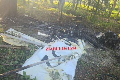 exclusiv imagini cu avionul arhitectului prabusit in padure la iasi a luat foc dupa impact 68d815569e87e