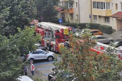 explozie puternica intr un apartament o femeie a ajuns la spital cu arsuri 68cc0c87b3649
