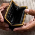 facturile s au dublat guvernul saraciei da 50 de lei in bataie de joc video 68bc54c9118b8