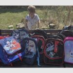 foto ghiozdanelele care duc lumea mai departe 68ba81086d091