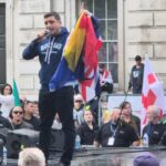 george simion discurs incendiar in mijlocul protestatarilor din londra dictatura este impusa de emmanuel macron si ursula von der leyen 68c5af9684935