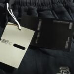 haine contrafacute in valoare de un milion de lei descoperite intr un tir ucrainean 68b97e25e28e5