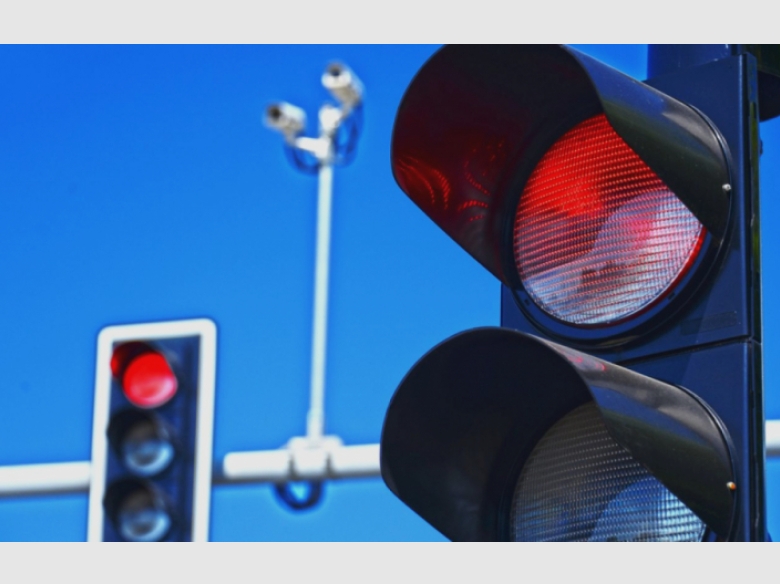 iasul blocat la rosu cele mai aglomerate intersectii unde semaforul devine test de nervi si minute pierdute 68b6711b7b0c8