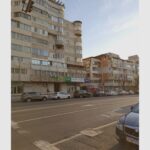 iasul capitala balconului inchis antropologia kitsch ului urban dintre blocuri stridente si culori tipatoare 68ba7dbee3435