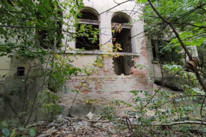 inca o sansa la viata pentru casa calaului din manta rosie trei ani pierduti degeaba de cj iasi pe mana unor firme controversate 68da7922ea388