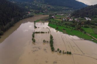 inundatiile lovesc din nou raurile din 14 judete sub avertizare de cod galben pana sambata dimineata 68c3e917843f9