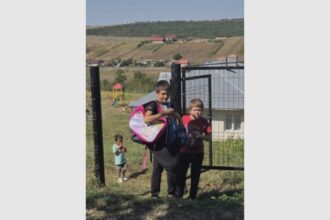 invatamantul simultan firul subtire care mai leaga copiii din satele sarace de scoala 68b93dad1a405