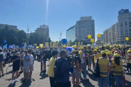 invatamantul trebuie protejat nu sacrificat proteste la inceput de an scolar ale cadrelor didactice in piata victoriei 68be91c1590c1