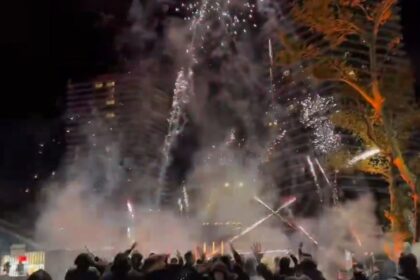 jucatorii echipei liverpool terorizati de suporterii turci ai lui galatasaray inaintea meciului din liga campionilor au fost treziti in miezul noptii 68dbd1a8150c5