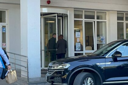 ministrul rogobete echipa mea a luat peste 40 de probe microbiologice noi din toata sectia ati din spitalul din iasi pentru a verifica daca rezultatele dsp iasi 68d93cbd8dddb