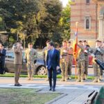 moment stanjenitor pentru presedintele nicusor dan la o ceremonie militara in timisoara seful statului a lasat impresia ca nu stie ce trebuie sa faca video 68db956eb5bb9