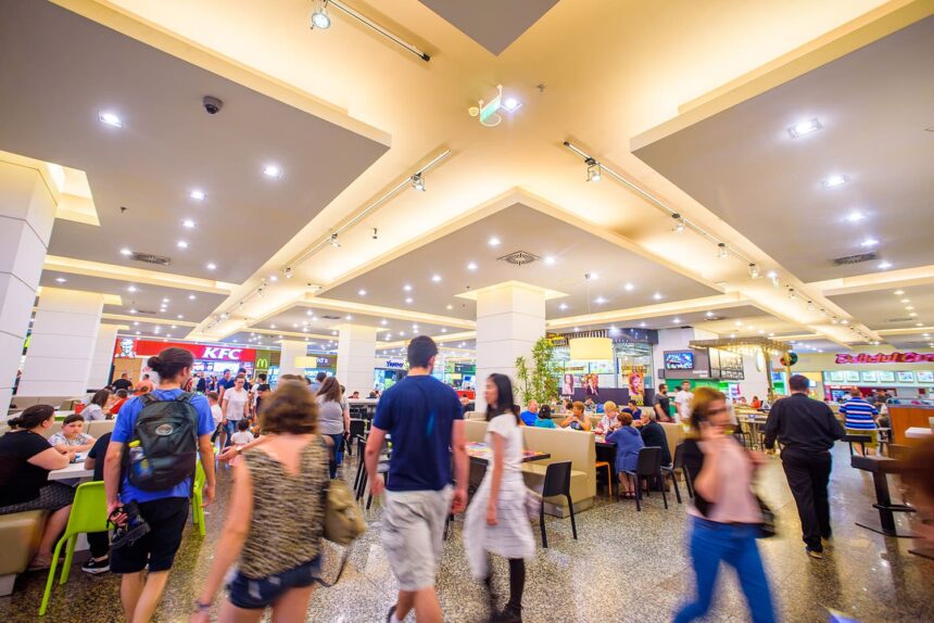 o femeie din cluj napoca nu mai are voie sa intre in malluri timp de trei ani 68bfdcccb71e0