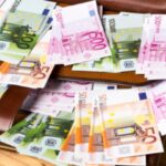 o femeie din timis a fost jefuita de 50 000 de euro prietena ei le a dat pontul hotilor si a momit o in oras ca sa nu fie nimeni acasa 68d7a6f37551f