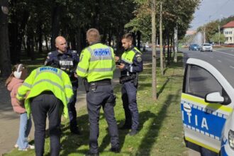 o fetita a disparut de la o gradinita din copou politistii au inceput imediat cautarile 68da85c9efff1