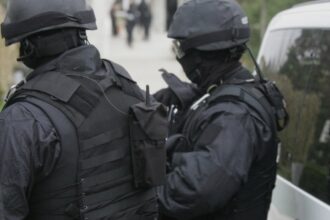 perchezitii dna la iasi intr un dosar de evaziune fiscala cu masini de lux 68b7e1d416ffd