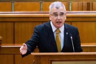 petrisor peiu aur face scoala cu bolojan nu catavencu e autorul ci farfuridi 68bd98a5b7869