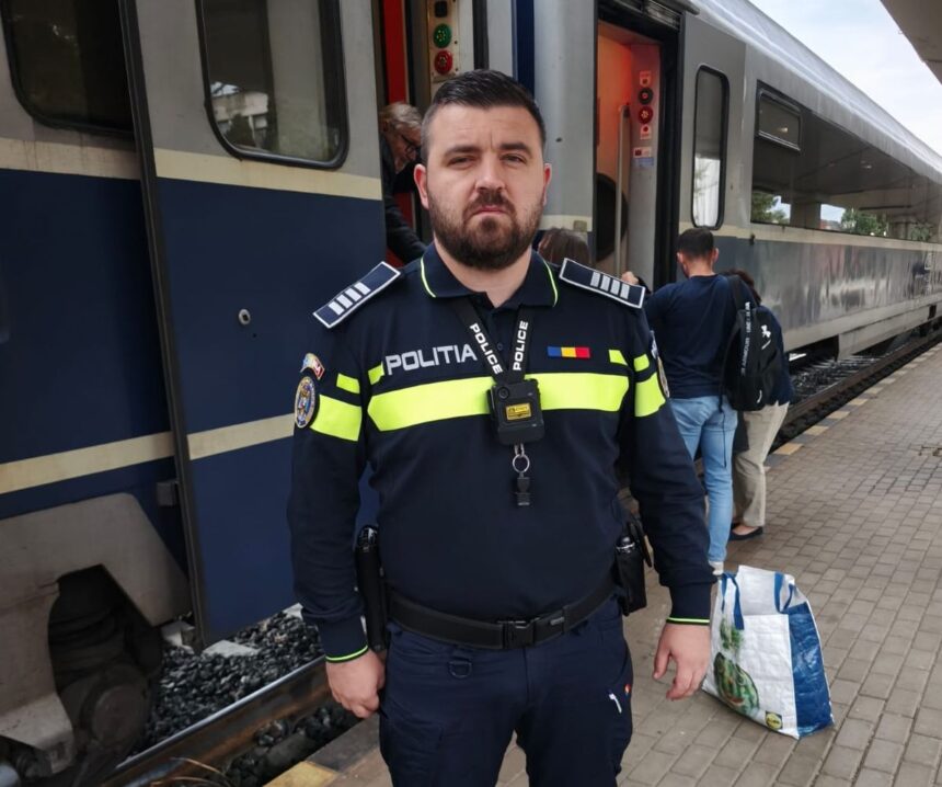 politistul care vorbeste prin semne emanuel sprijin pentru calatorii cu deficiente de auz din iasi 68c0c8e23a43e