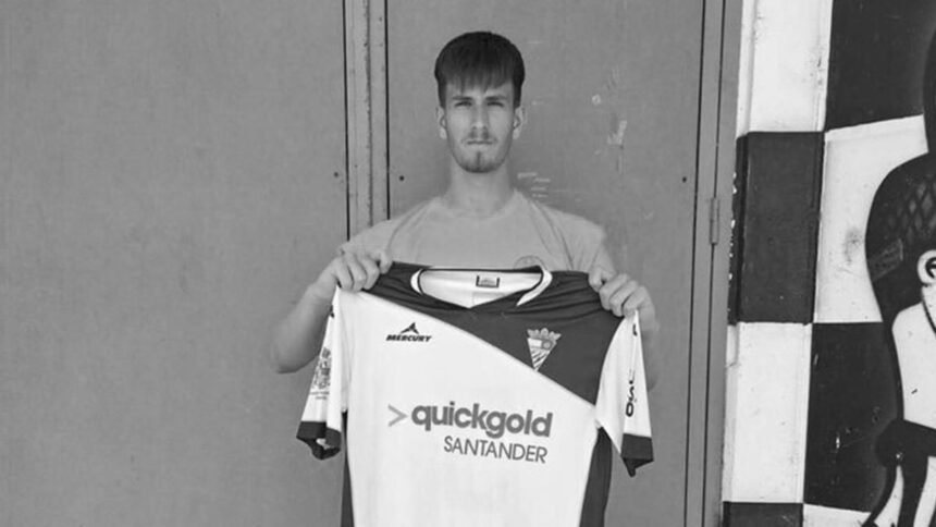 portarul de 19 ani al unui club spaniol a murit in urma unui traumatism la cap suferit in timpul unui meci 68db995ede76d