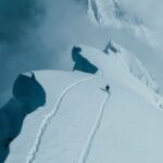 primul om care a coborat pe schiuri de pe everest fara oxigen suplimentar 68d58f43cb44b