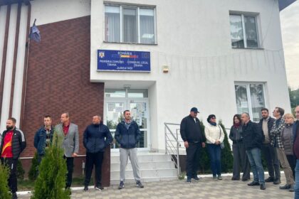 profesorii din tibana lasati fara deconturi de naveta din ianuarie primaria are restante de peste 50 000 de euro 68daadeeef0f2