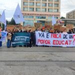 protest al studentilor din iasi in piata unirii foto video 68da640fe369b