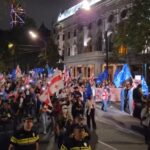 proteste masive in georgia locuitorii acuza implicarea rusiei in institutiile statului 68c6b380c01fc
