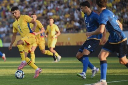 raliul care a paralizat iasul a pus bete in roate si tricolorilor mici zidul galben a fost construit greu 68bb37d0ce667