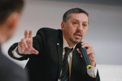 raspunsul ministrului educatiei atunci cand a fost intrebat daca va incepe scoala pe 8 septembrie apel catre parinti 68ba13fd20d94