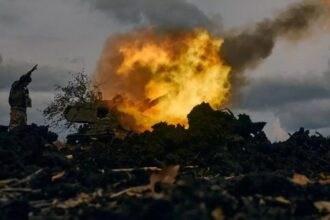 razboi in ucraina ziua 1 292 rusia a alansat un nou atac devastator asupra kievului bilantul victimelor in continua crestere cel putin 3 morti printre care si un bebelus si 18 raniti 68bd29150ea69