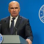 razboiul plafonarii preturilor trece la faza de consultari cu retailerii ce s a convenit dupa discutiile lui bolojan cu reprezentantii marilor magazine 68cd2b88eaa34