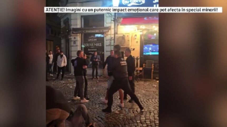 scene socante tineri batuti de agentii de paza in centrul vechi al capitalei 68d8cabf0dd1a