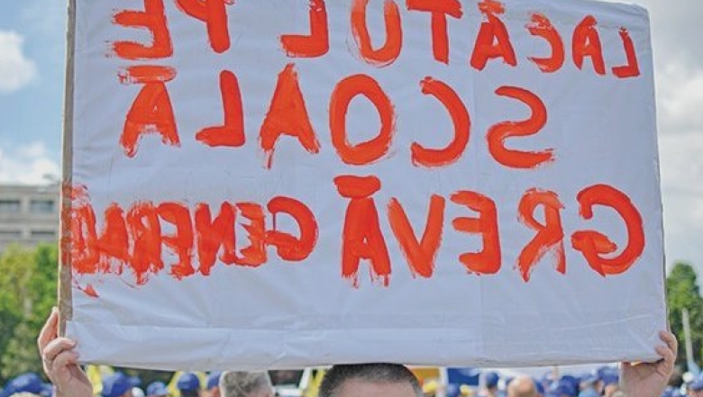 sindicatele din invatamant anunta boicot la inceputul anului scolar 2025 2026 o sala de clasa goala o festivitate anulata vor fi un semn puternic ca educatia este in suferinta 68b635131c032