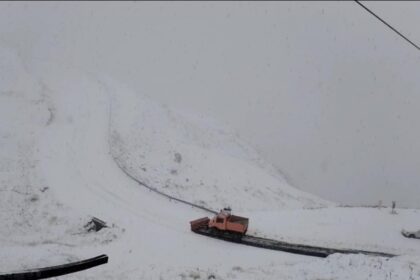 soselele montane acoperite de un strat consistent de zapada imagini spectaculoase unde nu se circula video 68db9c76cc6f7