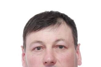 sotul ucigas al unei bolnave de cancer a fost prins si trimis in romania pentru a si ispasi pedeapsa 68db6a3f7a595