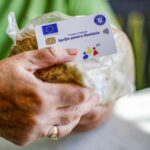 statul da bani cardurile deja au fost incarcate peste 1 milion de romani sunt beneficiari 68dc000e0085a