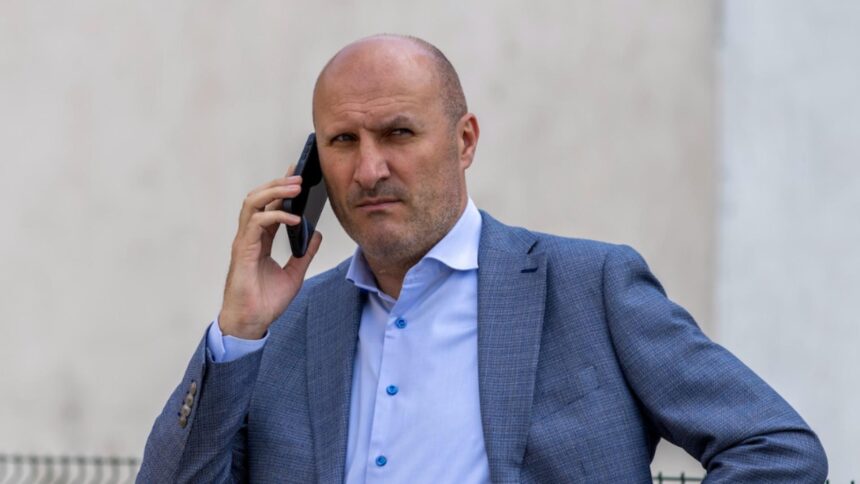 stenograme incendiare cum isi negocia seful elcen sustinut de burduja spagile de milioane de lei cu un om de afaceri prorus 68c1728c07211