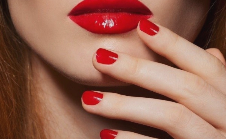 stii sa ti ingrijesti corect unghiile nu doar cu gel si oja la salon sfaturile inedite despre lungimi si pielite ale unui cunoscut dermatolog iesean 68b4e36071169