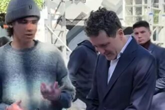 strazi deschise pentru distractie usi inchise pentru problemele romanilor nicusor dan s a jucat cu un robot si s a relaxat la atelierul de confectionat papusi 68da0f4205588