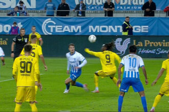 superliga universitatea craiova dinamo 2 2 oltenii au jucat o jumatate de ora in inferioritate 68d6fff59b34a