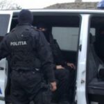 traficantii de droguri din arad calcati de mascati val de perchezitii in judet 65 de persoane urmau sa fie audiate 68d26c5795df1